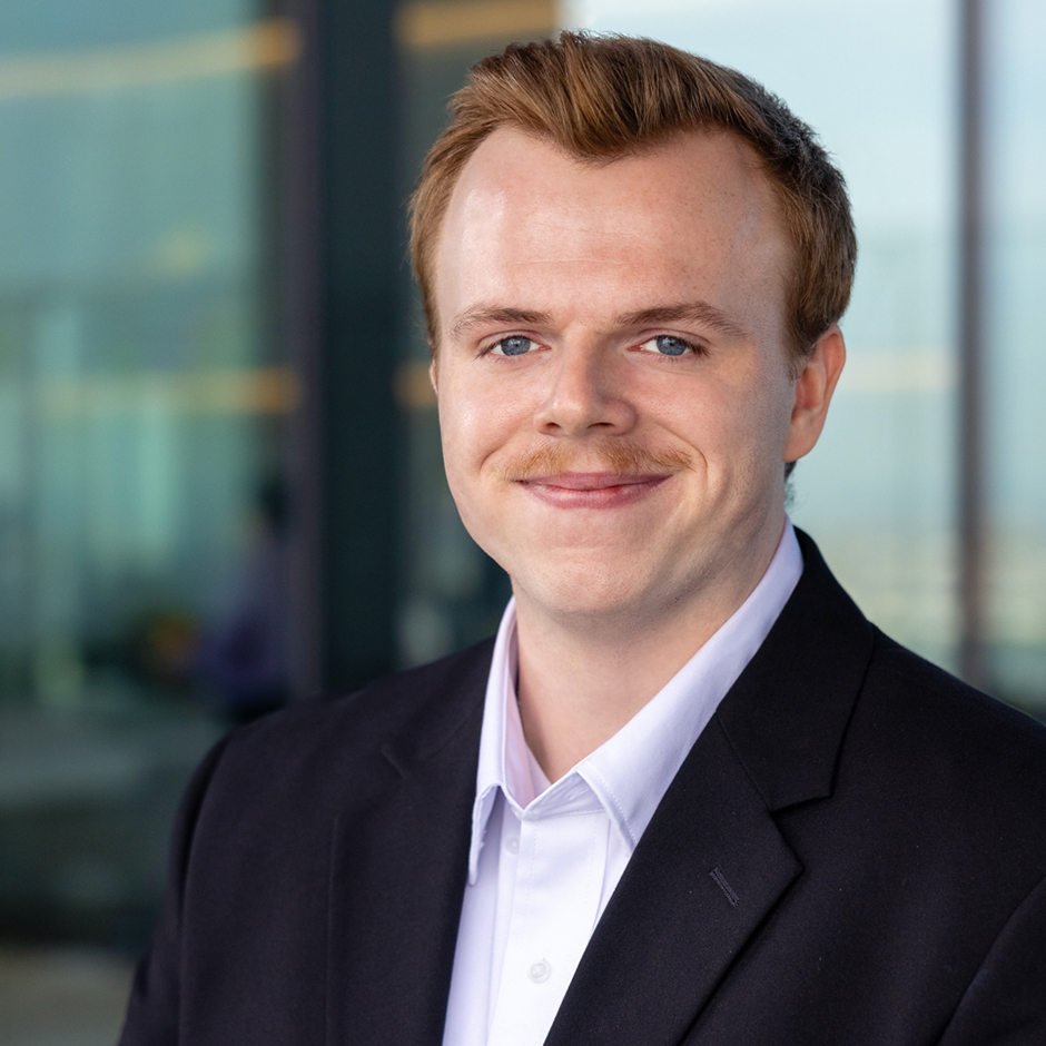 Simon Goslin, Direct Lending and Specialty Finance Lawyer, Milbank Premier Lawyer International Law Firm Lawyer