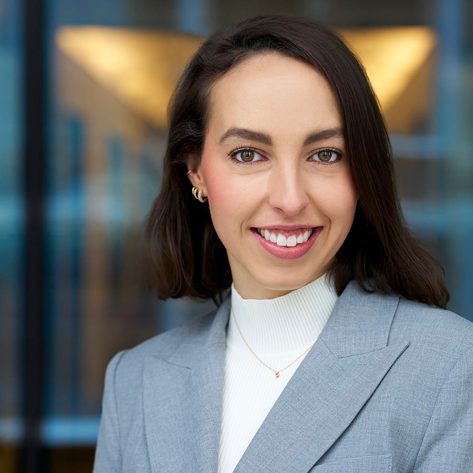 Ariadne Ellsworth headshot