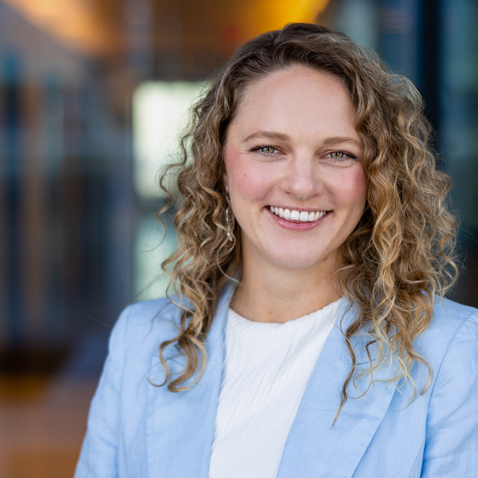 Zoe Caldwell, Project, Energy and Infrastructure Finance Lawyer, Milbank Premier Lawyer International Law Firm Lawyer