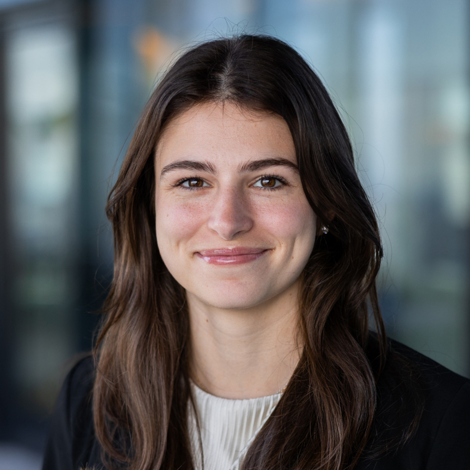 Jessica Miller headshot