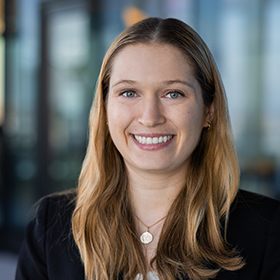 Ainslie  Martin, Litigation & Arbitration Lawyer, Milbank Premier Lawyer International Law Firm Lawyer
