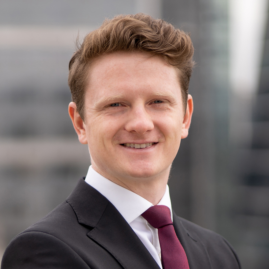 Daniel Carolan London Milbank LLP Bio Photo