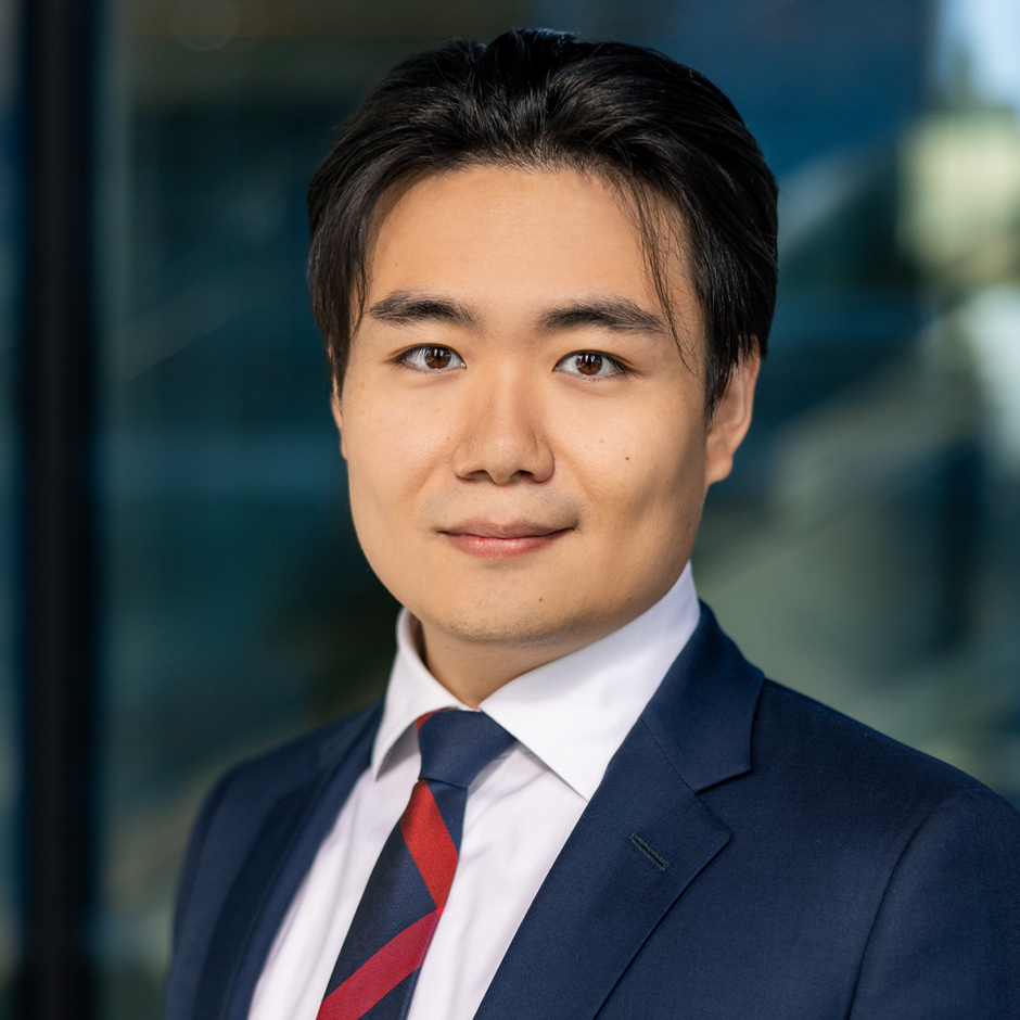 Xander Peng, Direct Lending and Specialty Finance Lawyer, Milbank Premier Lawyer International Law Firm Lawyer