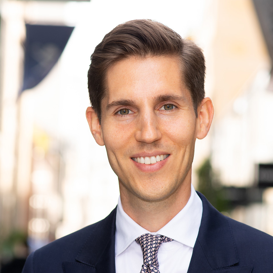 Dr. Jan Häller, LL.M., Corporate Lawyer, Milbank Premier Lawyer International Law Firm Lawyer