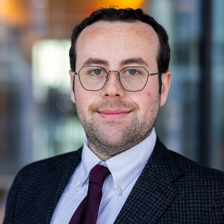 Bailey Smith, Direct Lending and Specialty Finance Lawyer, Milbank Premier Lawyer International Law Firm Lawyer