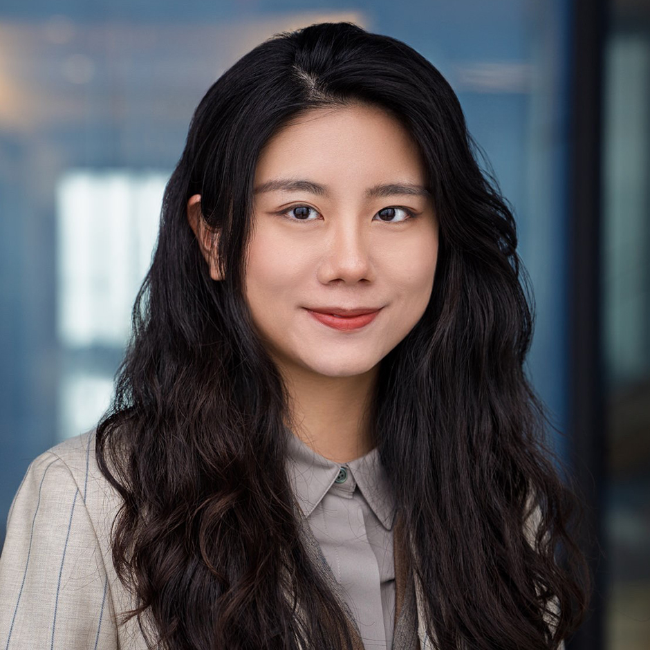 Wenyi  Hua, Tax Lawyer, Milbank Premier Lawyer International Law Firm Lawyer